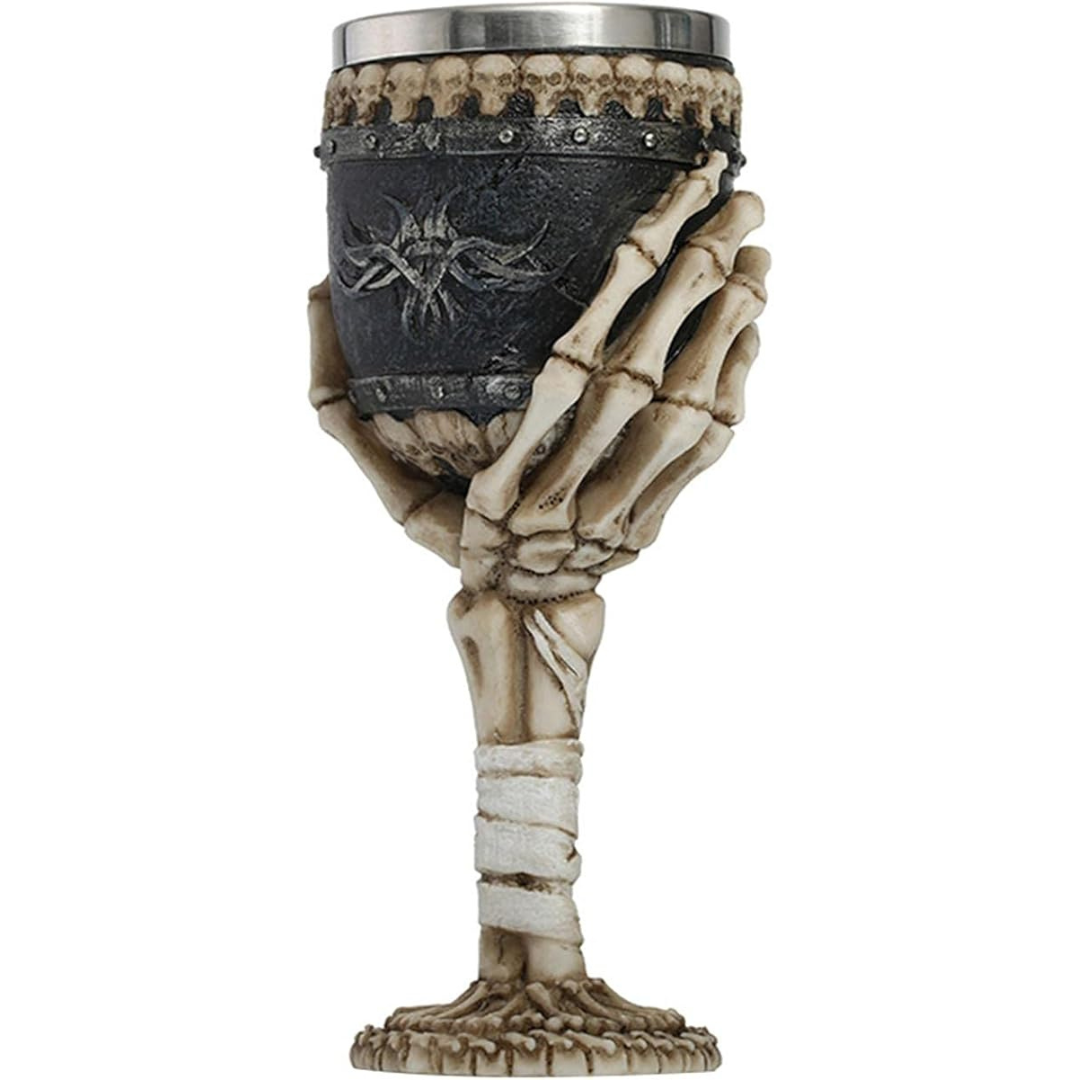 Copa Medieval Brazo de Esqueleto 7 Oz